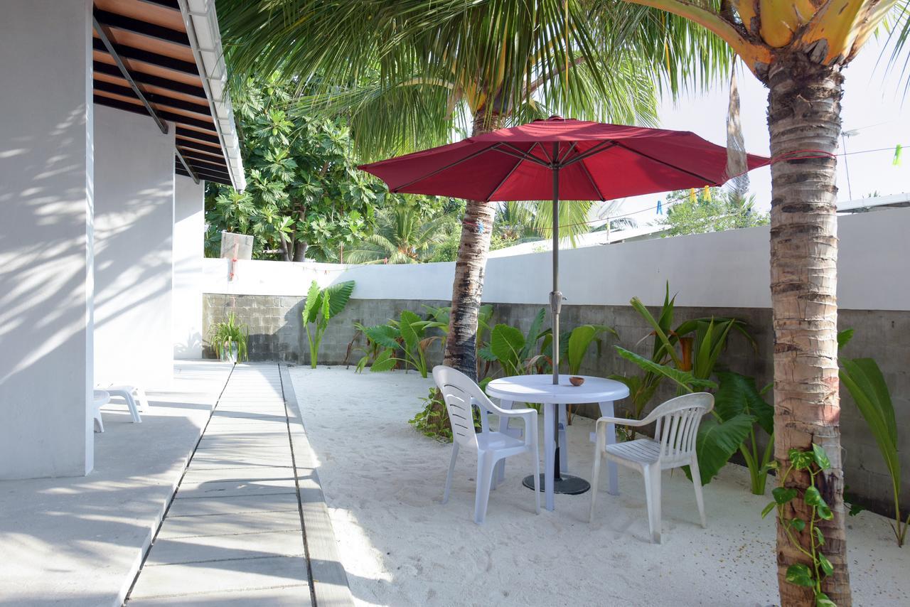 Madi Finolhu Guest House Dharavandhoo Exterior foto